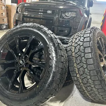 Land Rover Defender 20" Wheels & Tires