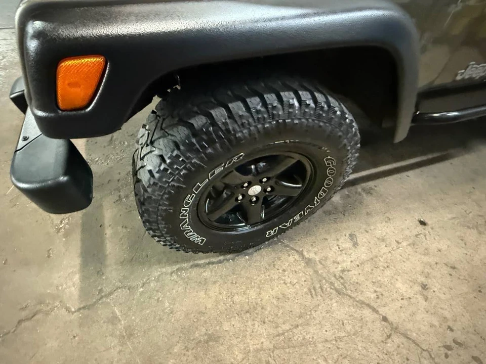 2003 Jeep TJ Wrangler - Image 10 of 20