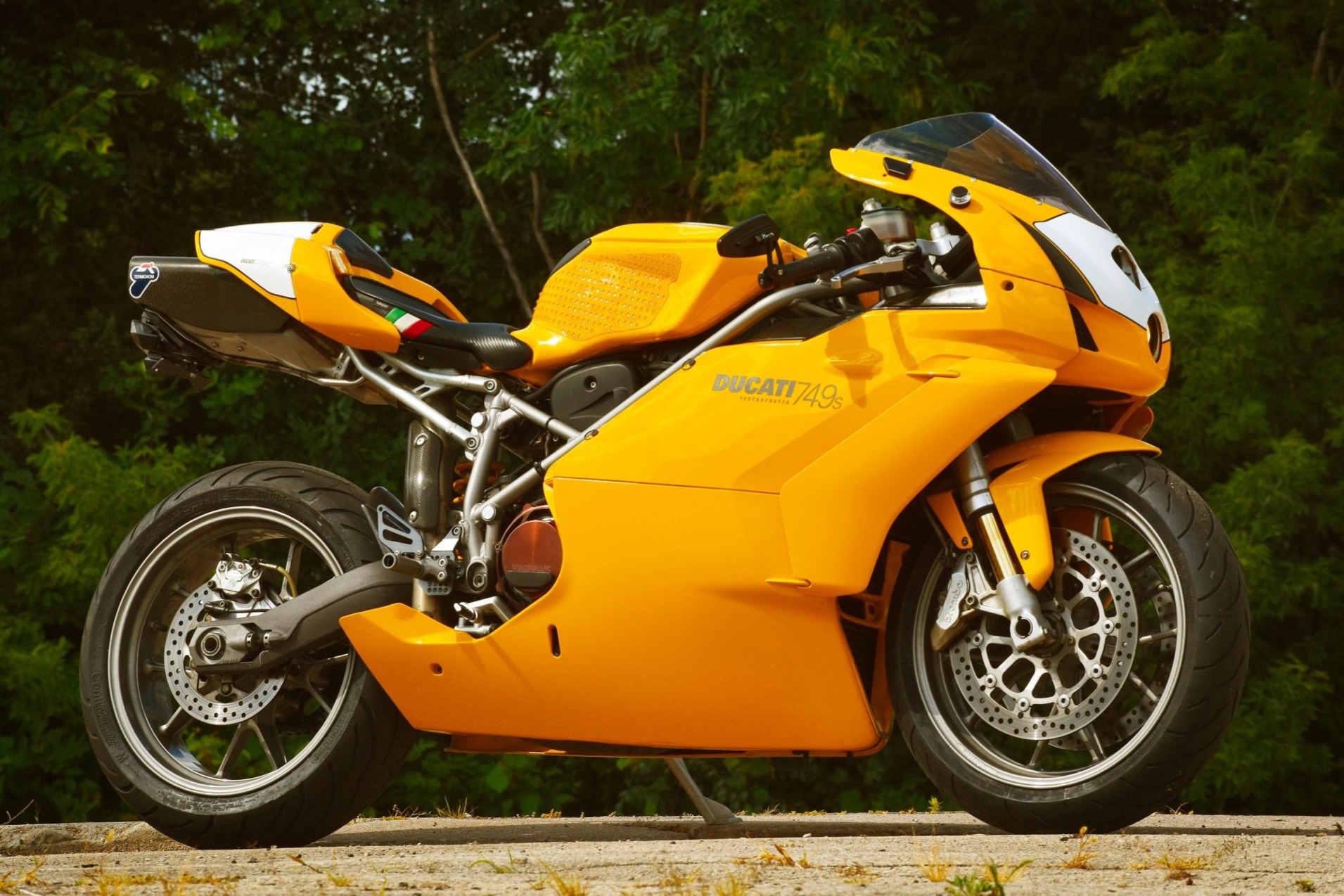 2003 Ducati 749S