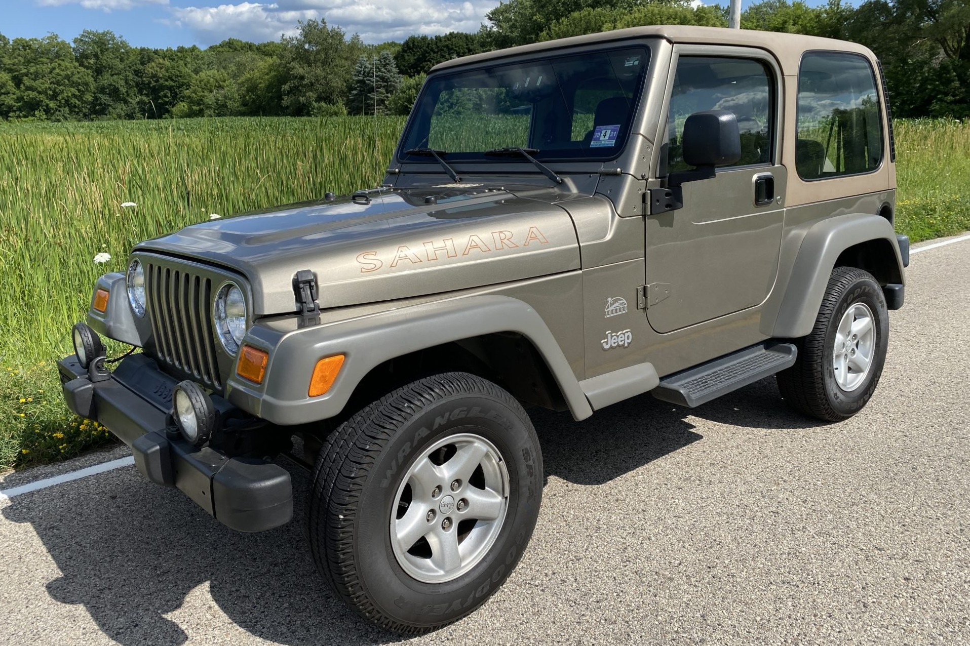 20k-Mile 2003 Jeep Wrangler Sahara 5-Speed