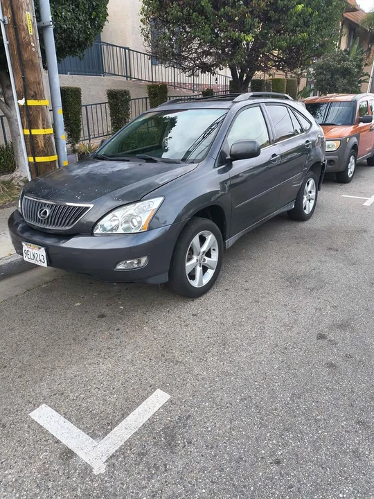 2004 Lexus RX 2nd Gen - Image 3 of 19
