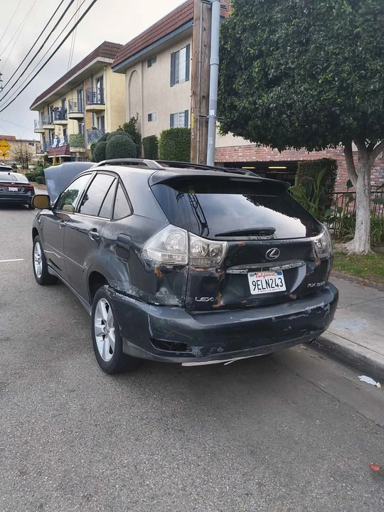 2004 Lexus RX 2nd Gen - Image 14 of 19