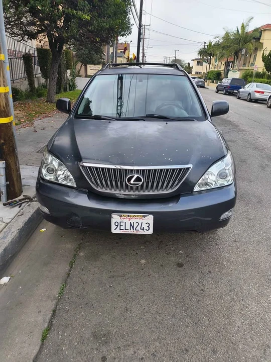 2004 Lexus RX 2nd Gen - Image 2 of 19