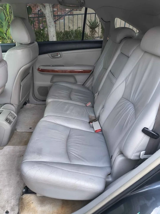 2004 Lexus RX 2nd Gen - Image 16 of 19