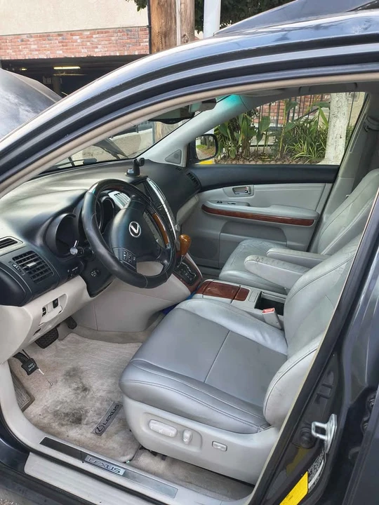 2004 Lexus RX 2nd Gen - Image 18 of 19