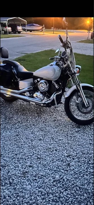 2000 Yamaha - Image 7 of 8