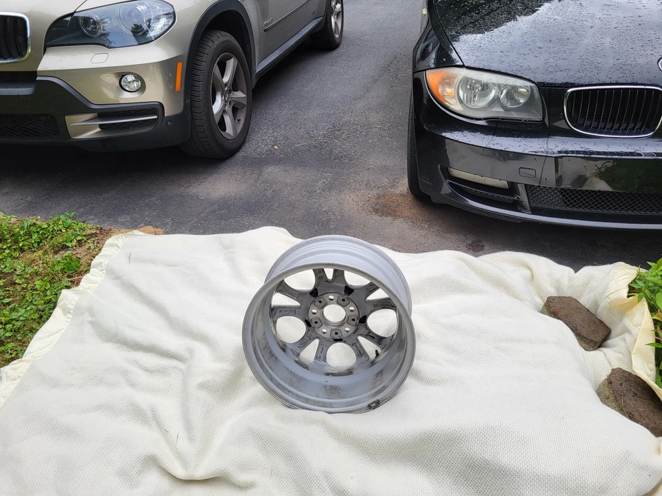 2004 Parts & Memorabilia Wheels - Image 3 of 6
