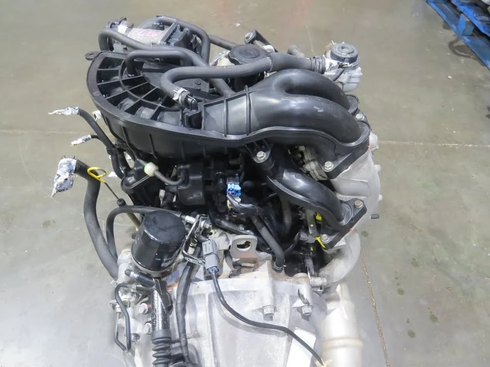 2004 Parts & Memorabilia Engines - Image 4 of 9