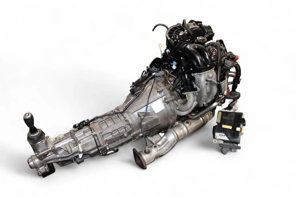 2004 Parts & Memorabilia Engines - Image 7 of 9