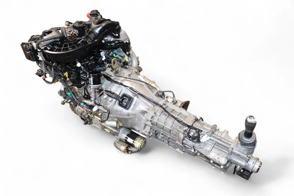 2004 Parts & Memorabilia Engines - Image 6 of 9
