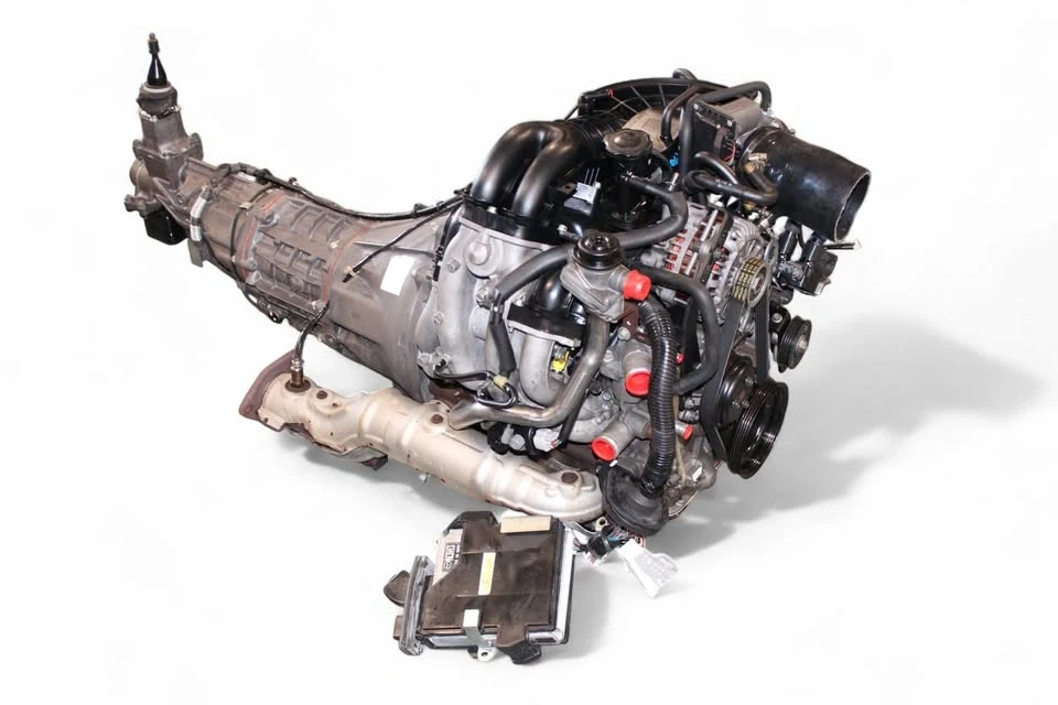 2004 Parts & Memorabilia Engines - Image 9 of 10