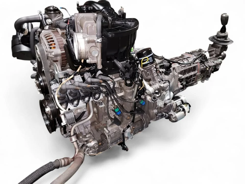2004 Parts & Memorabilia Engines - Image 4 of 10