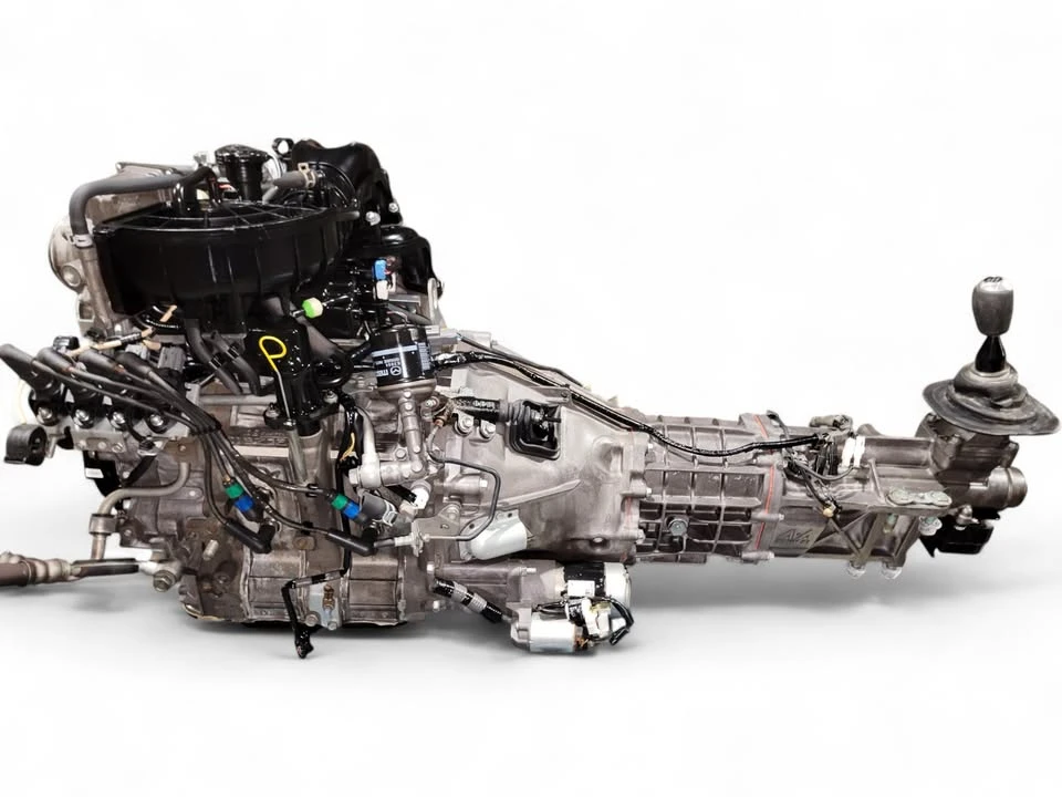2004 Parts & Memorabilia Engines - Image 5 of 10
