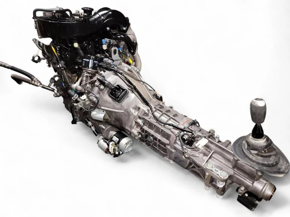 2004 Parts & Memorabilia Engines - Image 6 of 10