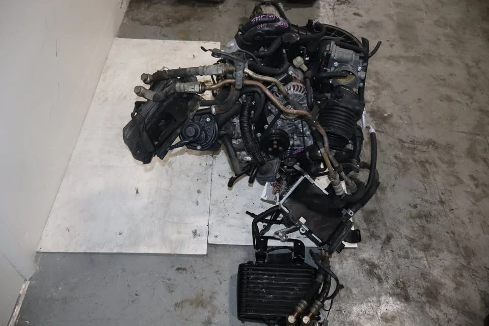 2004 Parts & Memorabilia Engines - Image 2 of 4