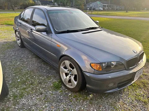 2004 BMW 325i