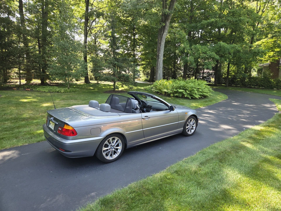 2004 BMW E46 330i & 330Ci - Image 3 of 5