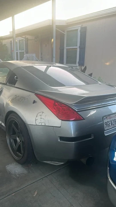 2004 Nissan 350Z 5th Gen - Image 4 of 5
