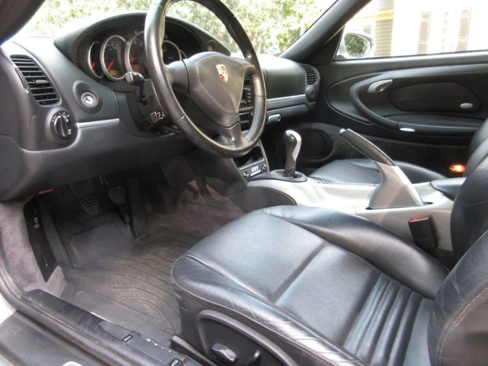 2004 Porsche 996 Carrera - Image 6 of 10