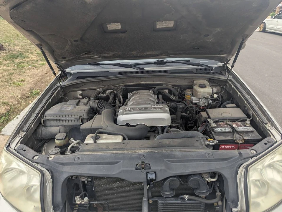 2004 Toyota 4Runner 4th Gen - Image 2 of 14