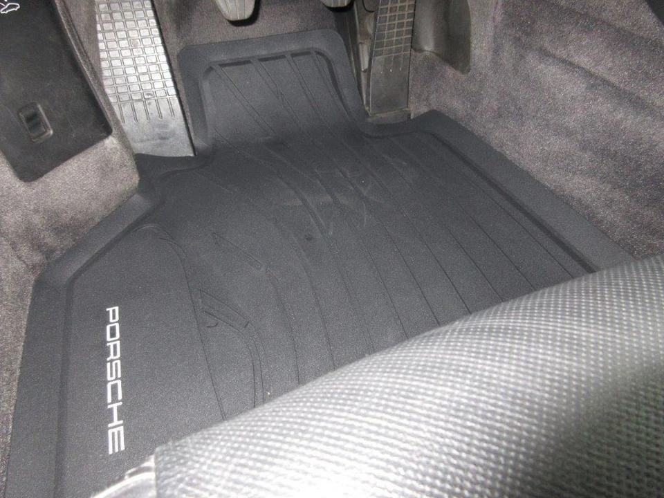 2004 Porsche 996 Carrera - Image 9 of 16