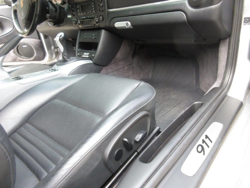 2004 Porsche 996 Carrera - Image 8 of 16