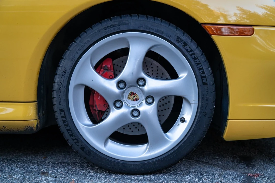 2004 Porsche 996 Carrera 4S - Image 17 of 18