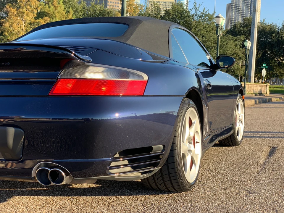 2004 Porsche 996 Turbo - Image 23 of 31