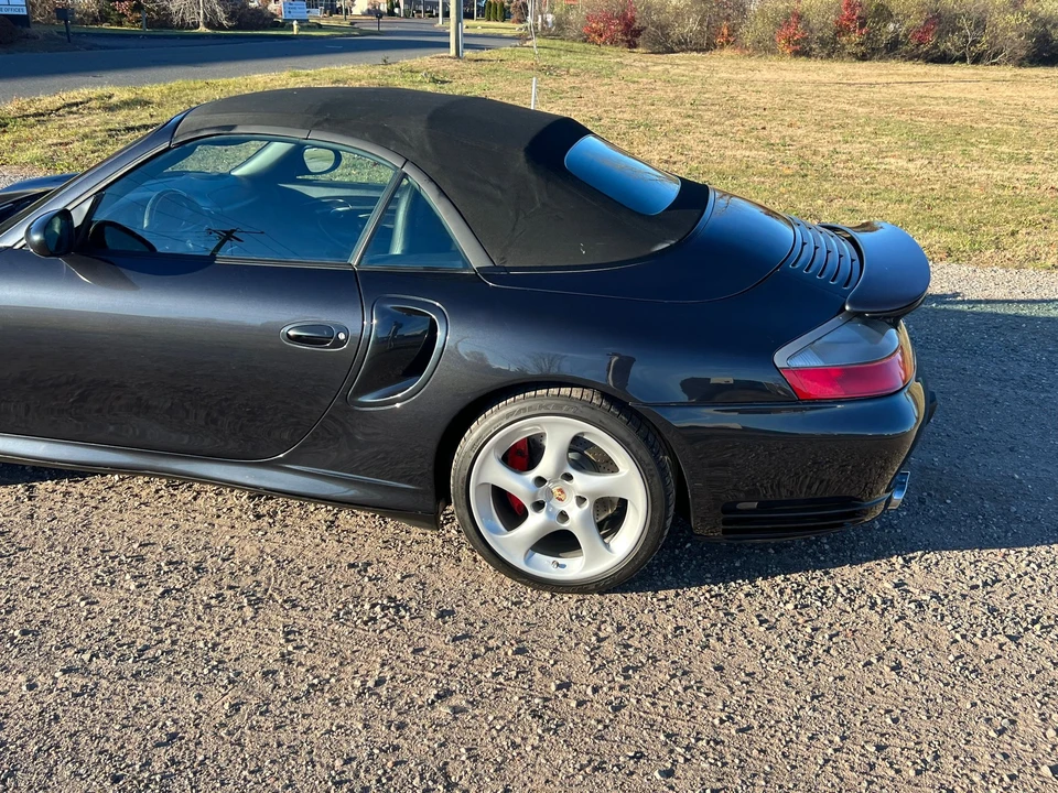 2004 Porsche 996 Turbo - Image 11 of 31