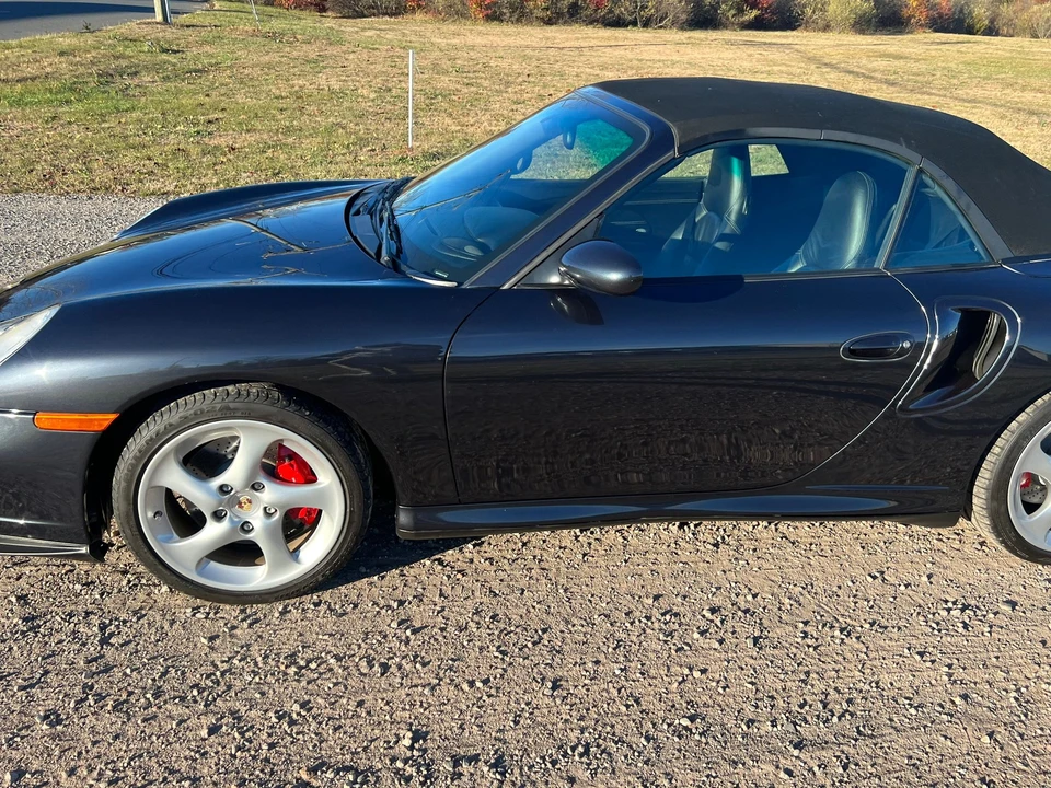 2004 Porsche 996 Turbo - Image 9 of 31