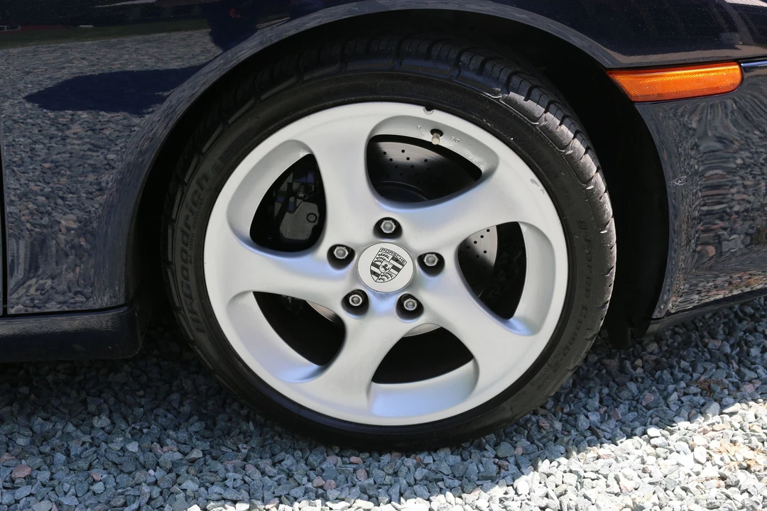 2004 Porsche 996 Carrera - Image 18 of 24