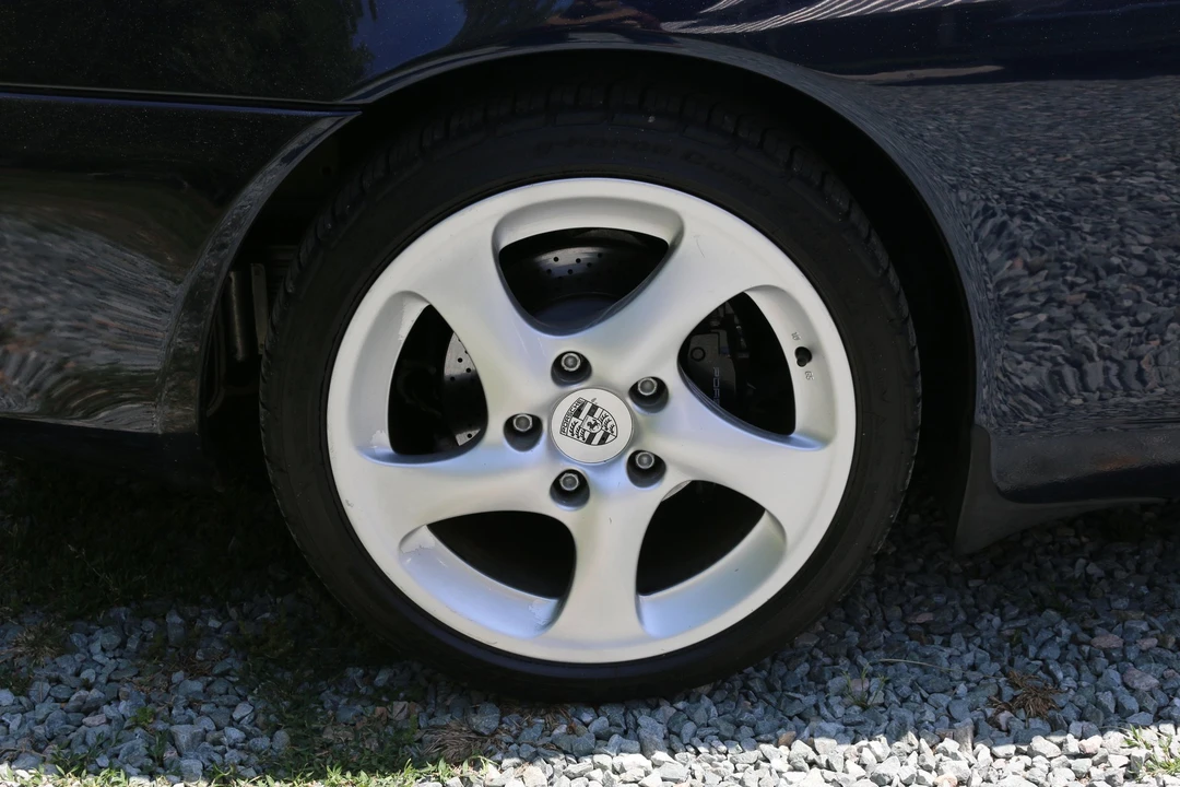 2004 Porsche 996 Carrera - Image 19 of 24