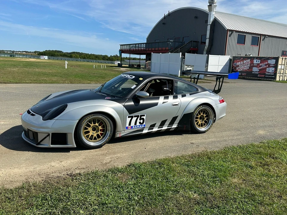 2004 Porsche 996 GT3 - Image 10 of 18