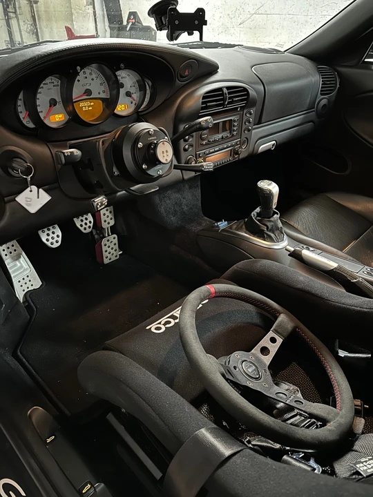 2004 Porsche 996 GT3 - Image 15 of 16