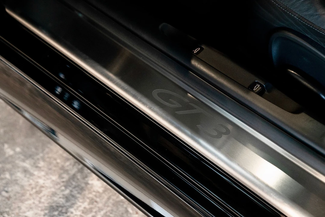 2004 Porsche 996 GT3 - Image 16 of 24