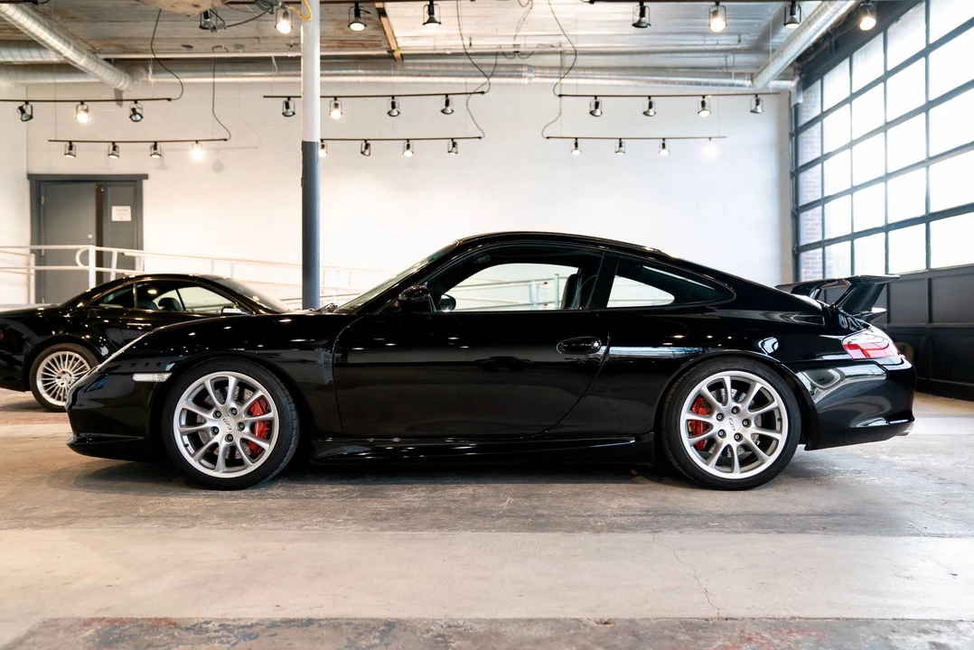 2004 Porsche 996 GT3 - Image 3 of 24