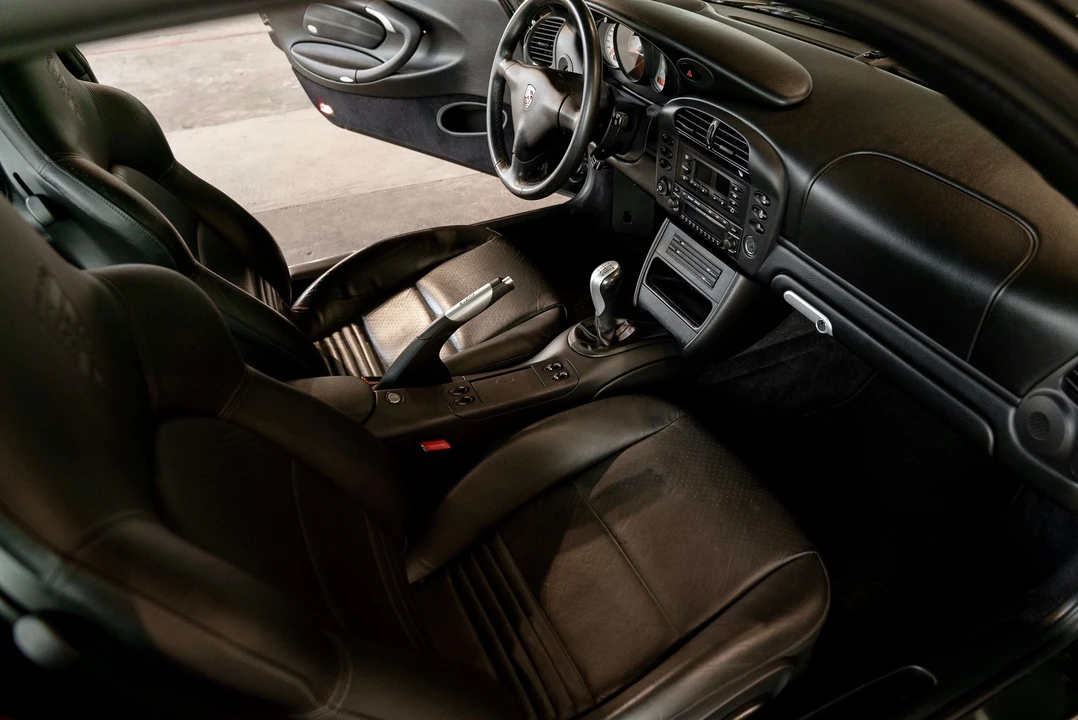 2004 Porsche 996 GT3 - Image 20 of 24