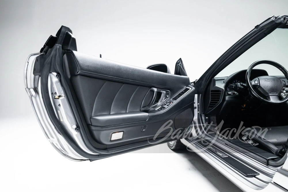 2004 Acura NA2 NSX - Image 13 of 31