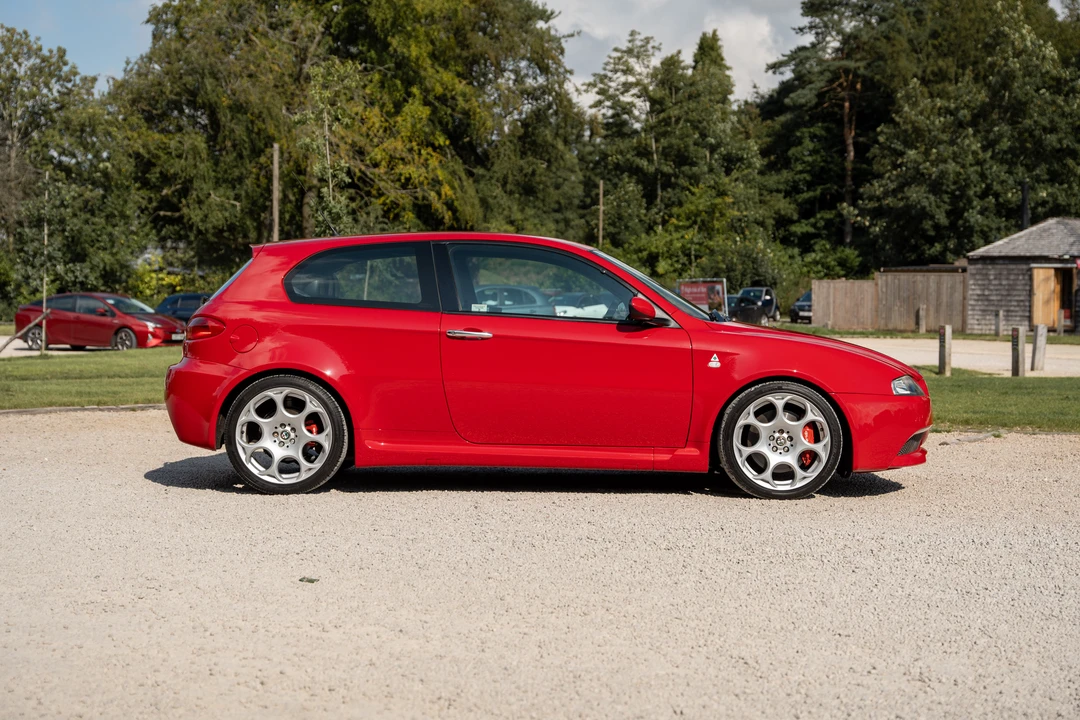 2004 Alfa Romeo 147 GTA - Image 14 of 31