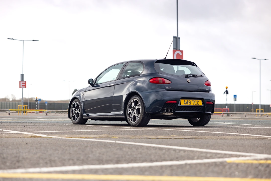 2004 Alfa Romeo 147 GTA - Image 8 of 31
