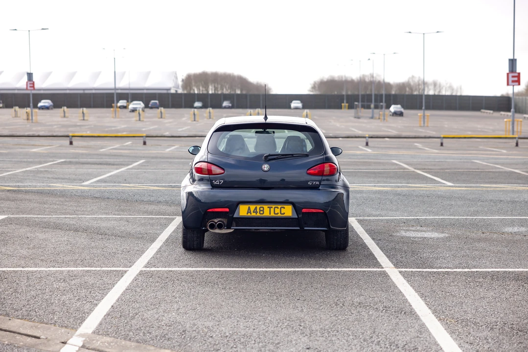 2004 Alfa Romeo 147 GTA - Image 16 of 31