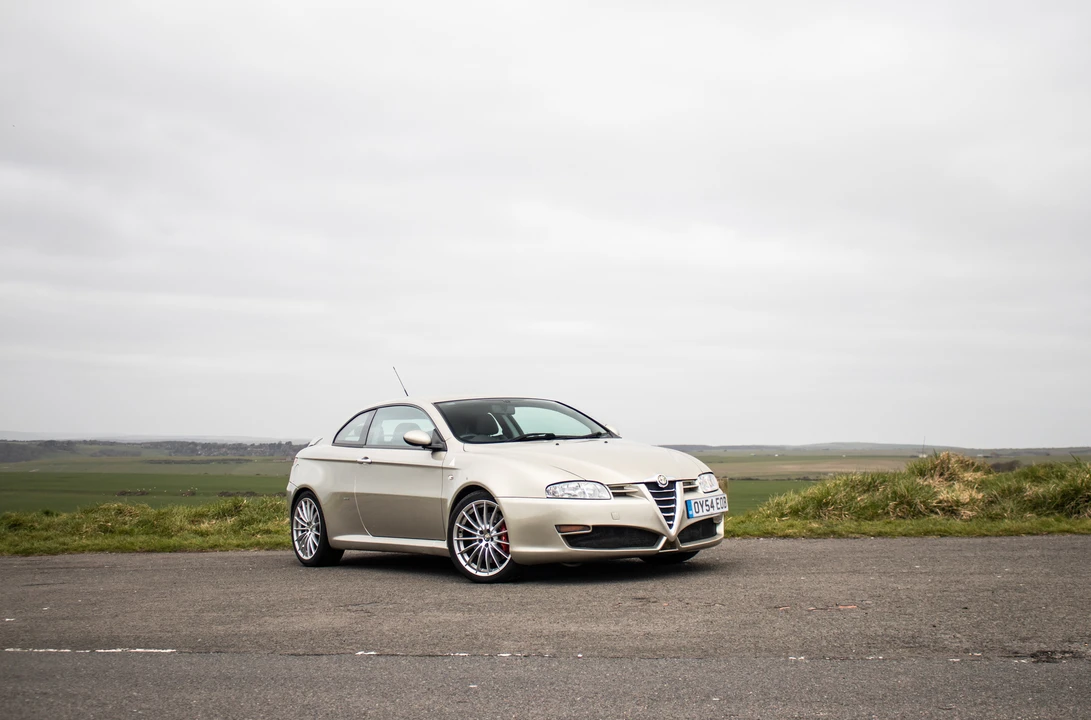 2004 Alfa Romeo GT - Image 14 of 31