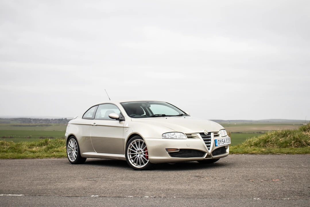 2004 Alfa Romeo GT - Image 15 of 31