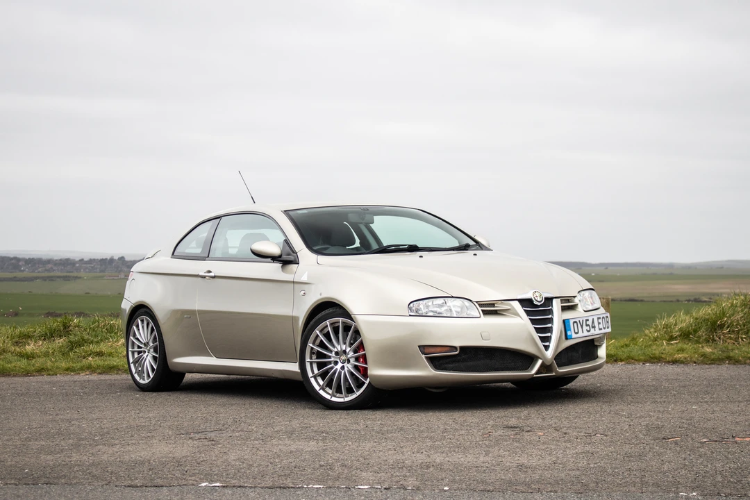 2004 Alfa Romeo GT - Image 16 of 31