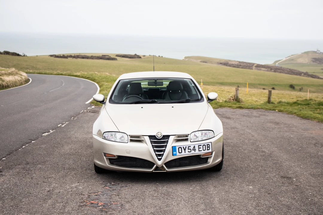 2004 Alfa Romeo GT - Image 7 of 31
