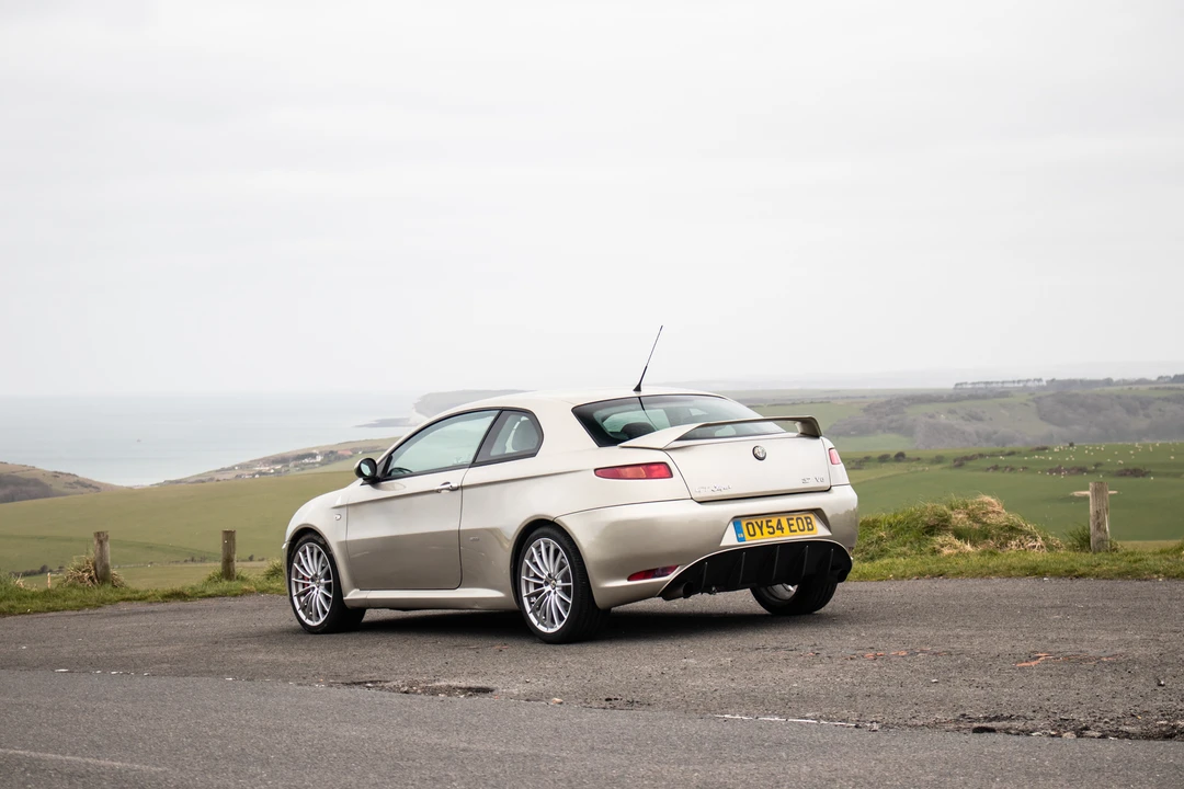 2004 Alfa Romeo GT - Image 10 of 31