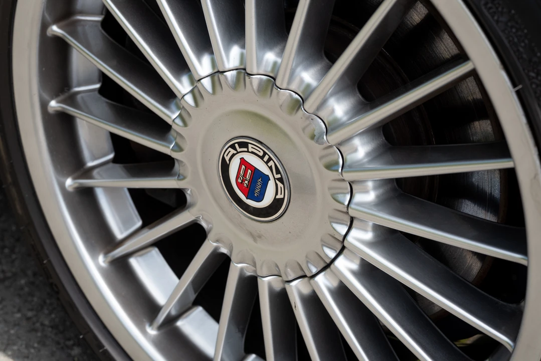 2004 BMW Alpina B3 - Image 15 of 31