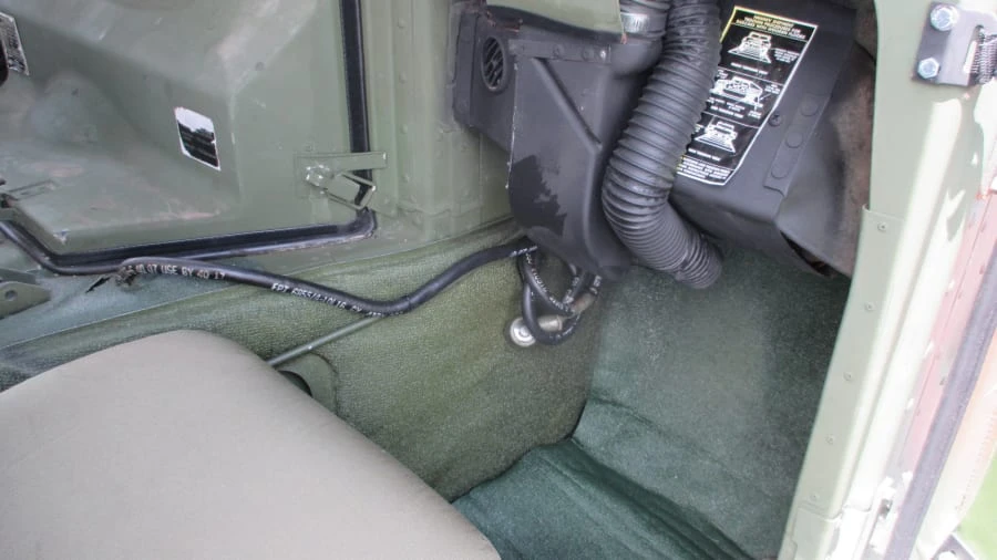2004 AM General Hummer - Image 10 of 29