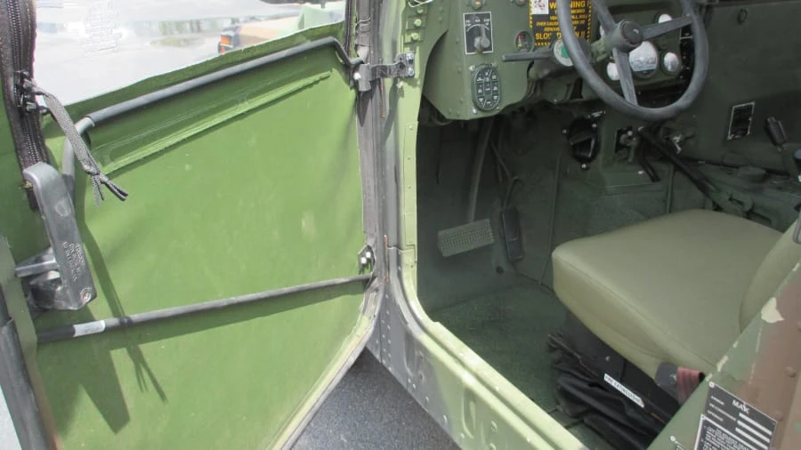 2004 AM General Hummer - Image 4 of 29