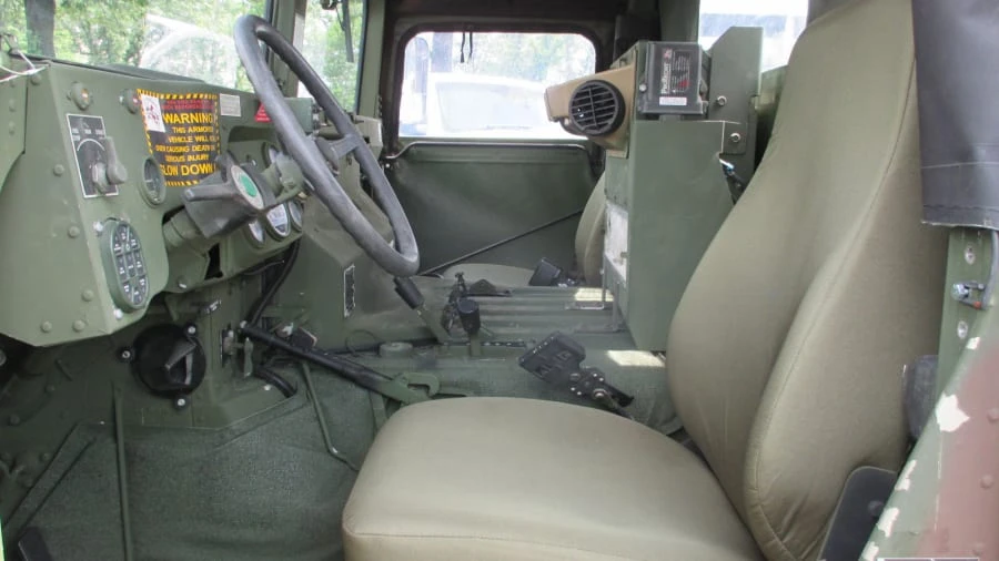 2004 AM General Hummer - Image 5 of 29